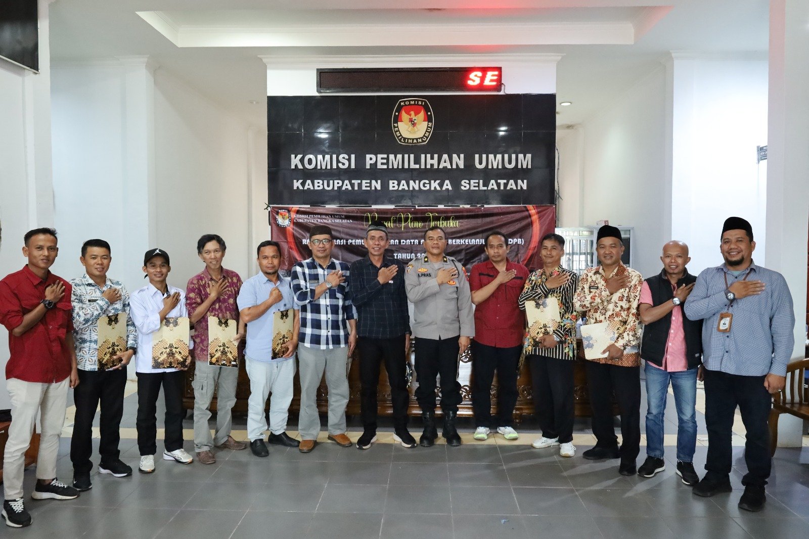 KPU KABUPATEN BANGKA SEALATAN GELAR RAPAT PLENO TERBUKA REKAPITULASI PEMUTAKHIRAN DATA PEMILIH BERKELANJUTAN TRIWULAN III TAHUN 2025