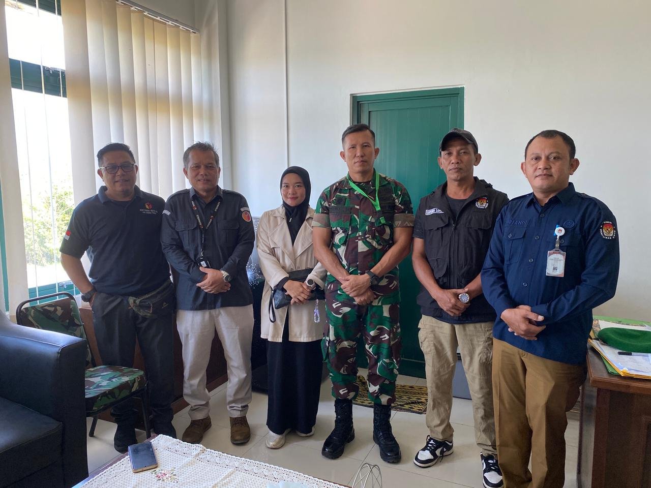 KPU Bangka Tengah Tingkatkan Kualitas Data Pemilih Melalui Koordinasi dengan Korem 045/Gaya Jaya