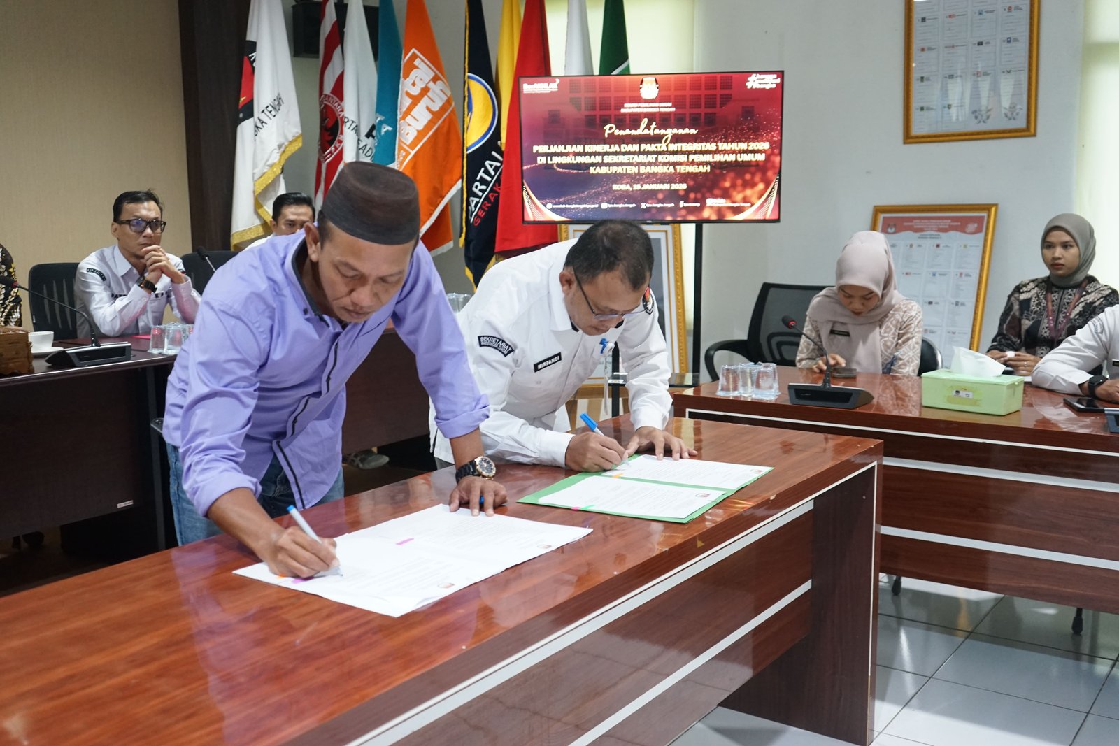Perkuat Akuntabilitas dan Integritas, KPU Kabupaten Bangka Tengah Teken Perjanjian Kinerja Tahun 2026